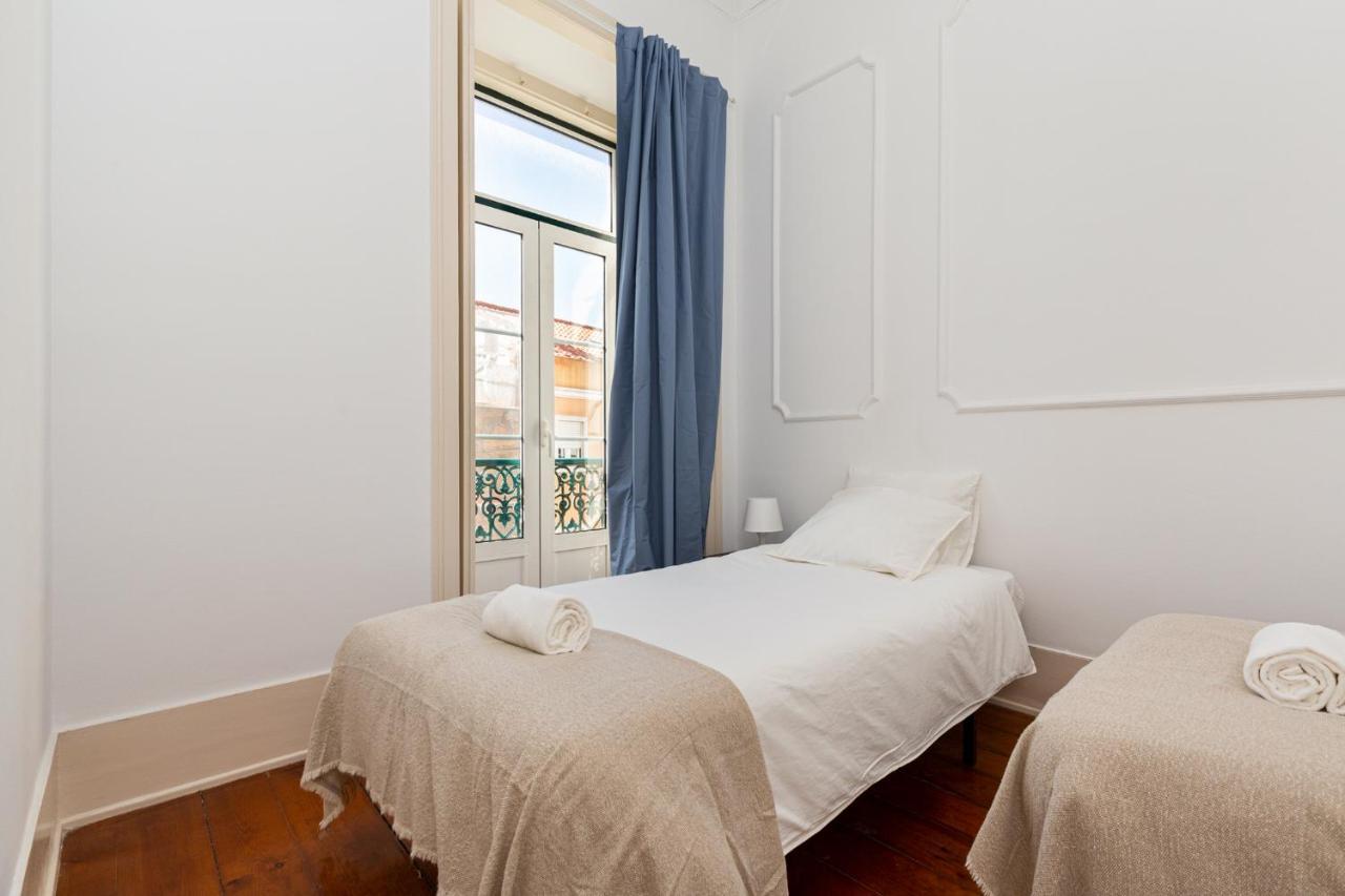 4Br Lisbon Apartment - Central Location ภายนอก รูปภาพ