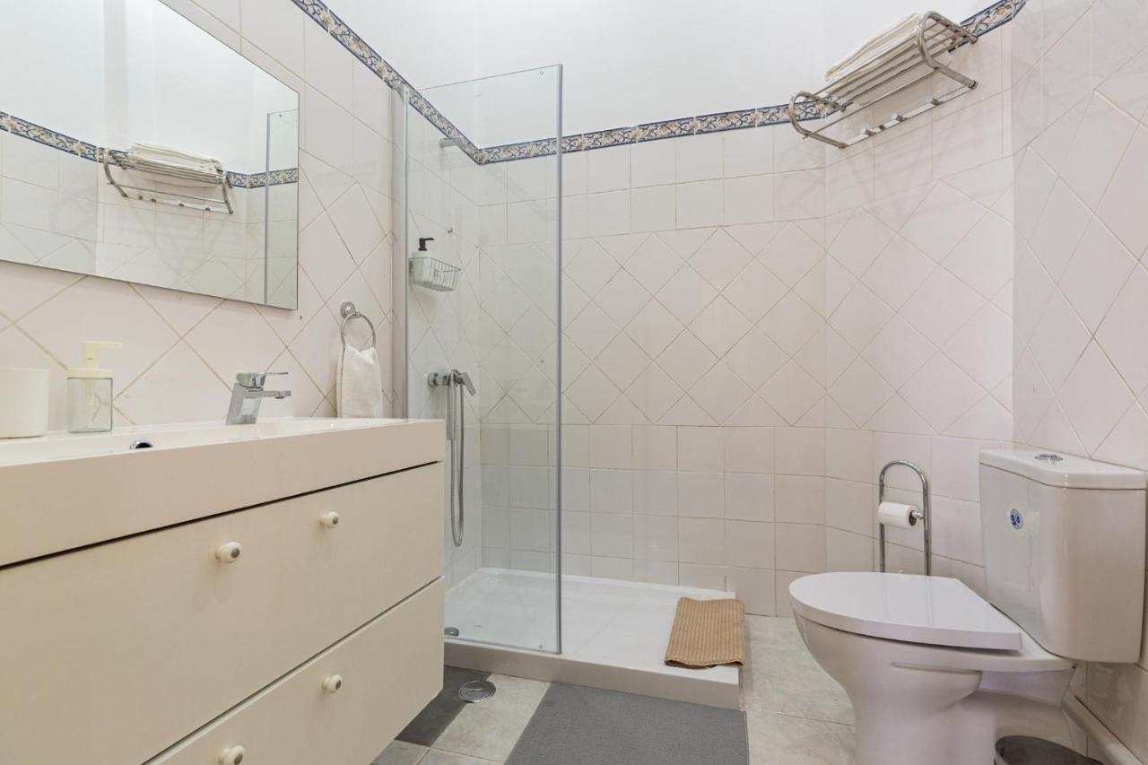 4Br Lisbon Apartment - Central Location ภายนอก รูปภาพ