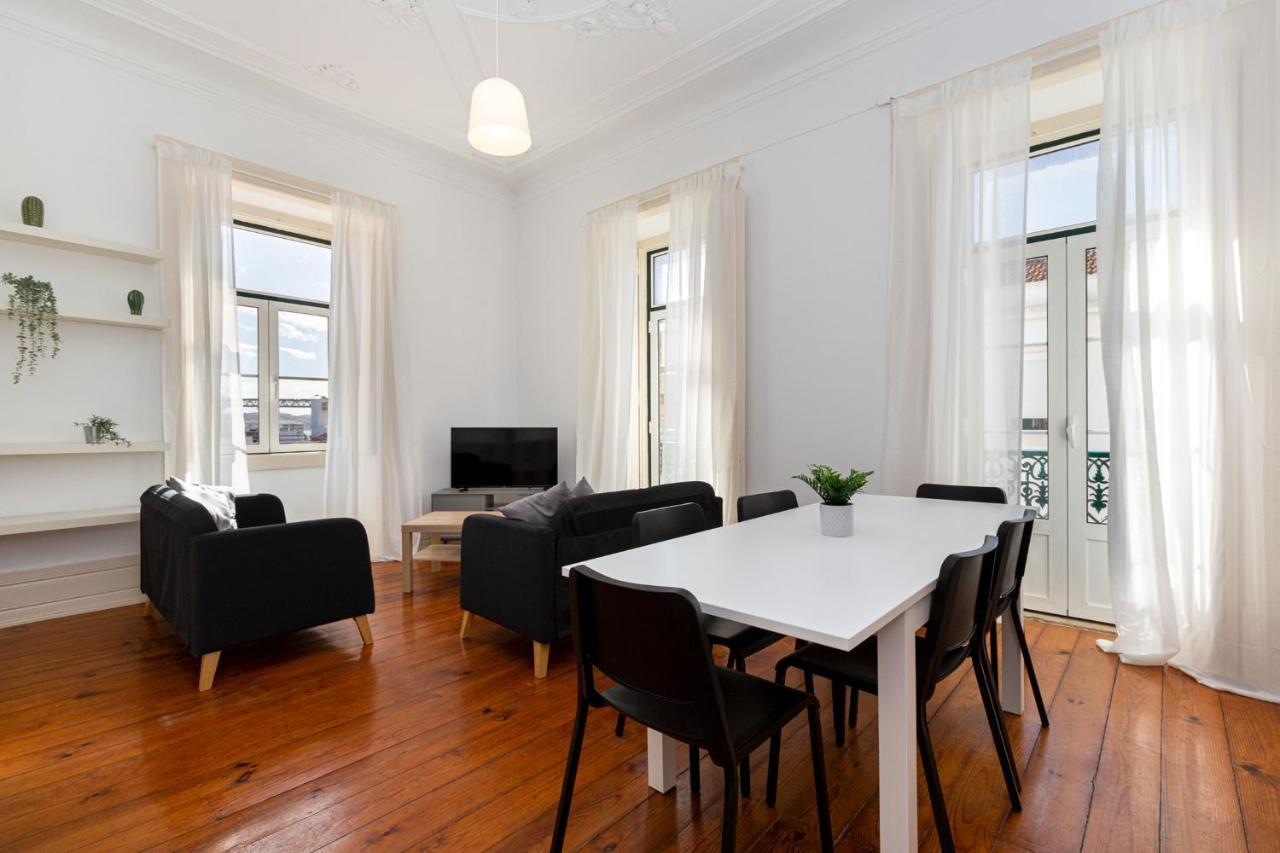 4Br Lisbon Apartment - Central Location ภายนอก รูปภาพ